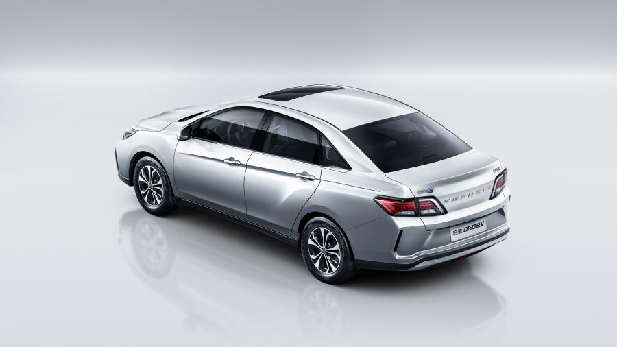  Venucia D60 EV 2019 года  (фото 2 из 3)